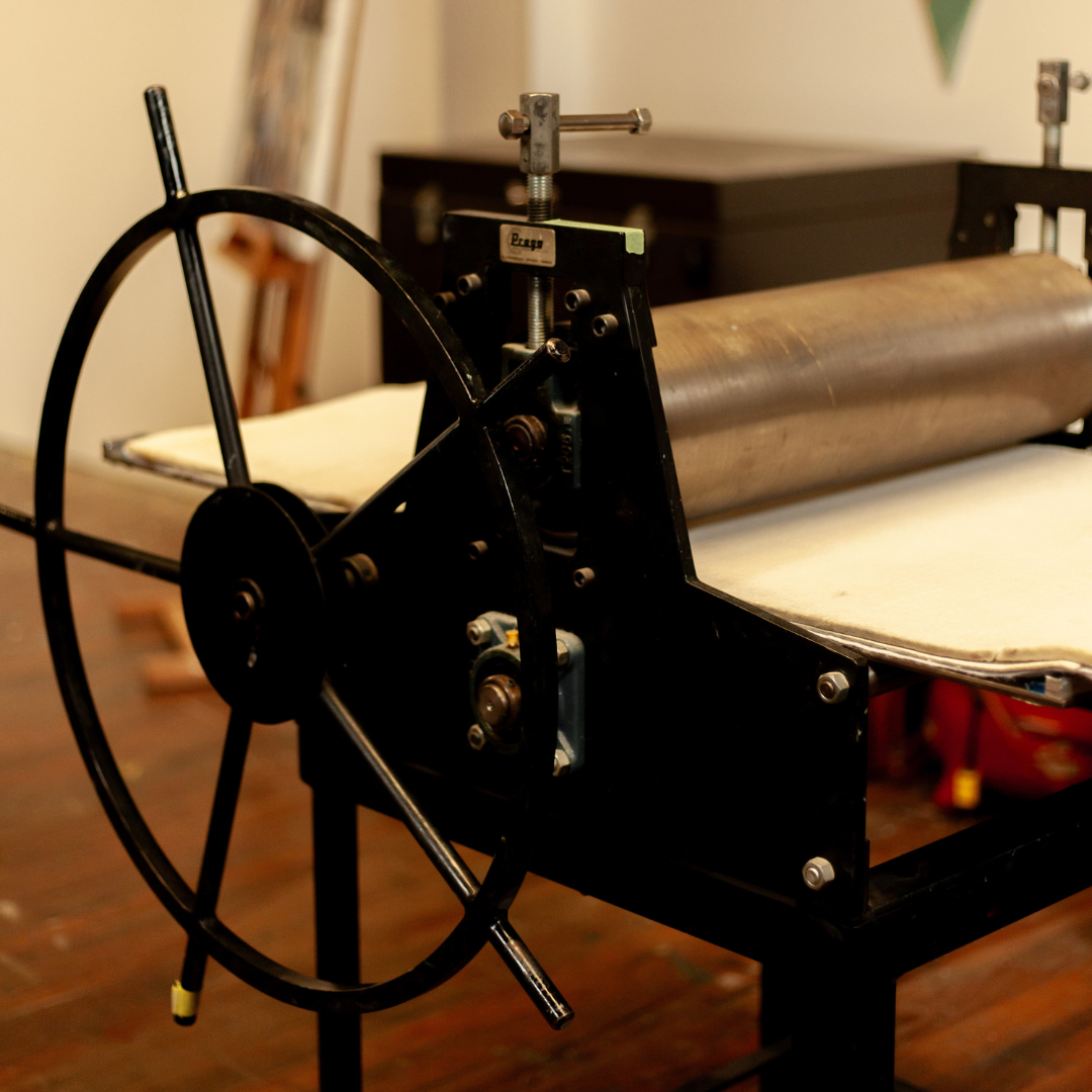 Intaglio printing press